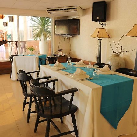 Antulang Beach Resort Siaton Exterior foto