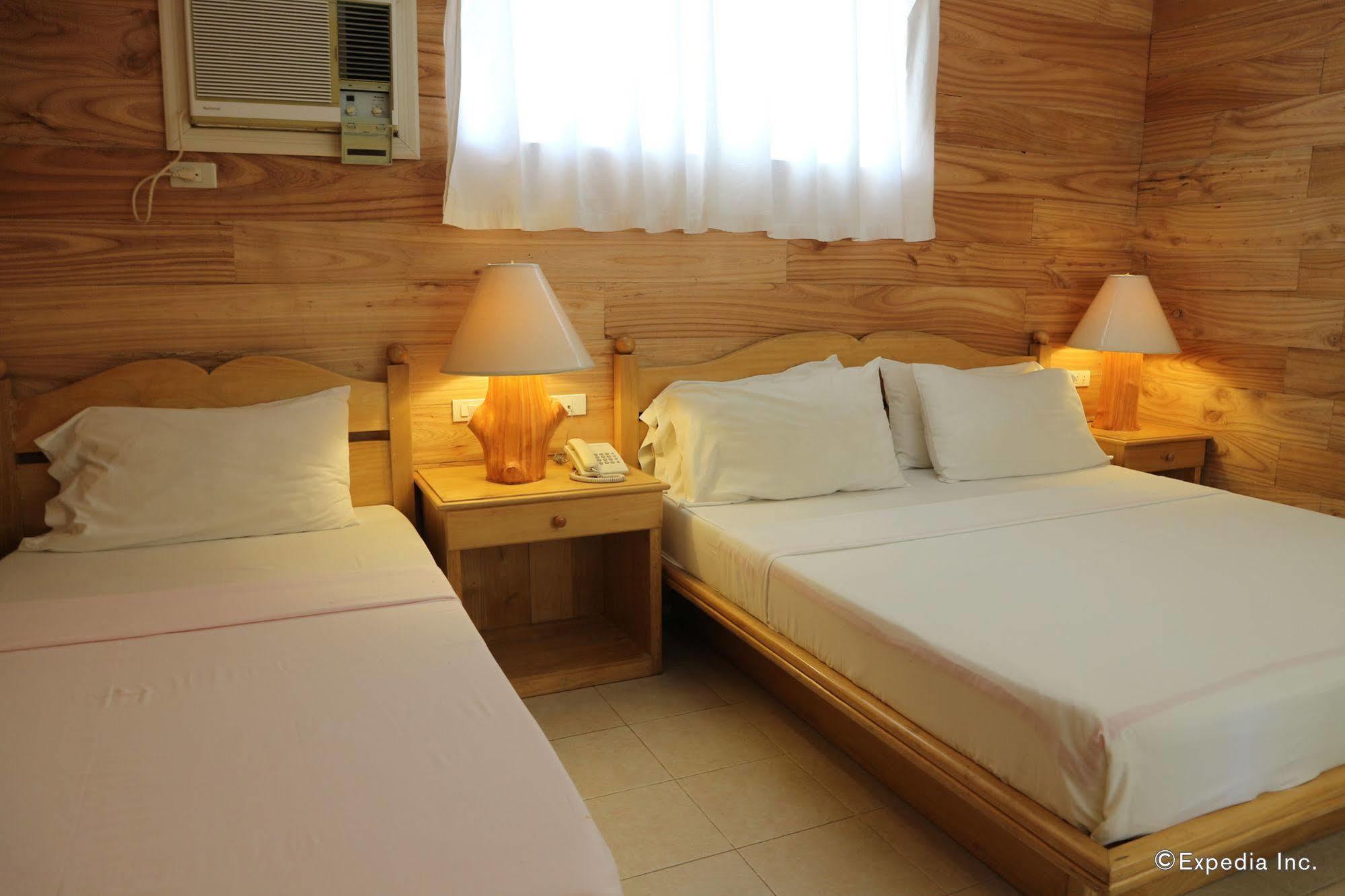 Antulang Beach Resort Siaton Exterior foto